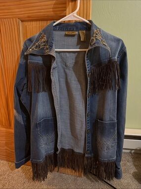 Women’s Wrangler Blue Denim Fringe Jacket with Embroidered Collar and Back